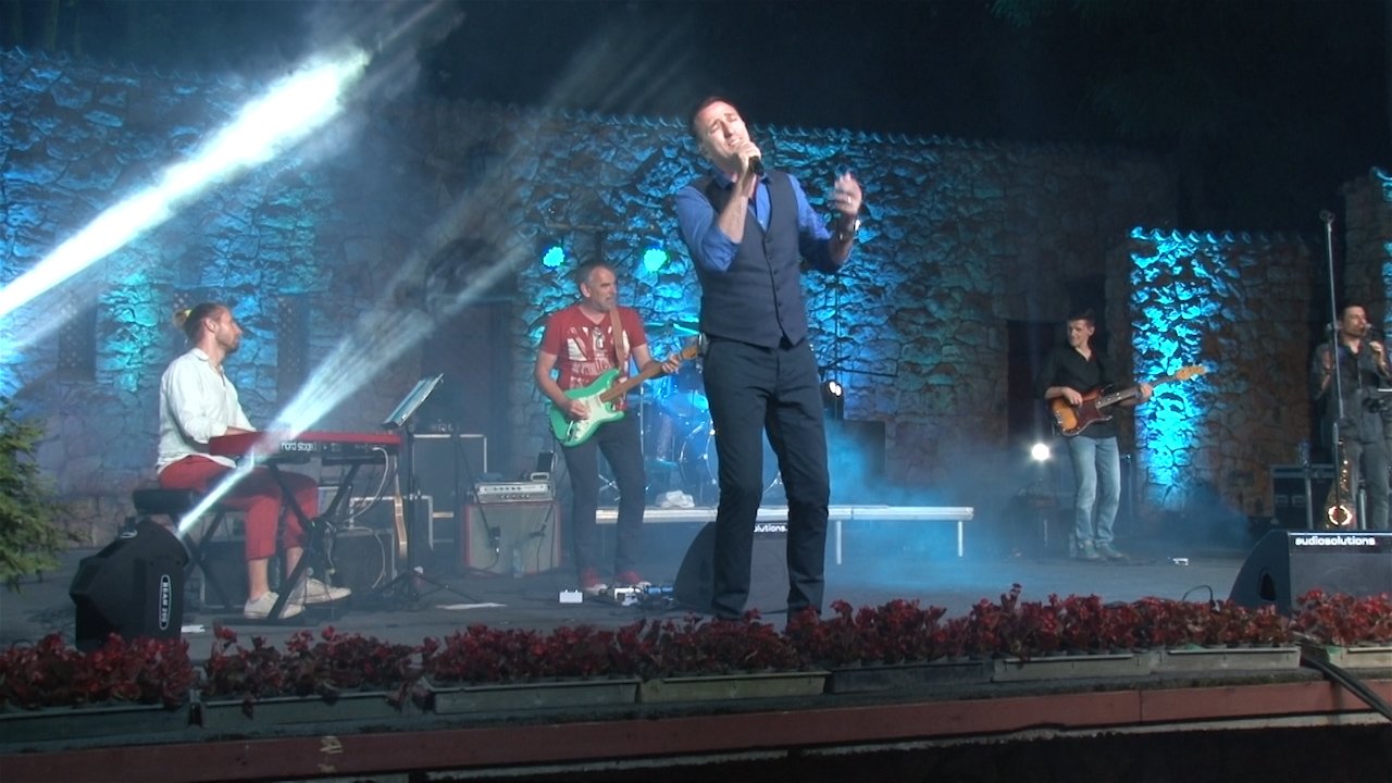 Сергеј Ћетковић одржао концерт на Палићу
