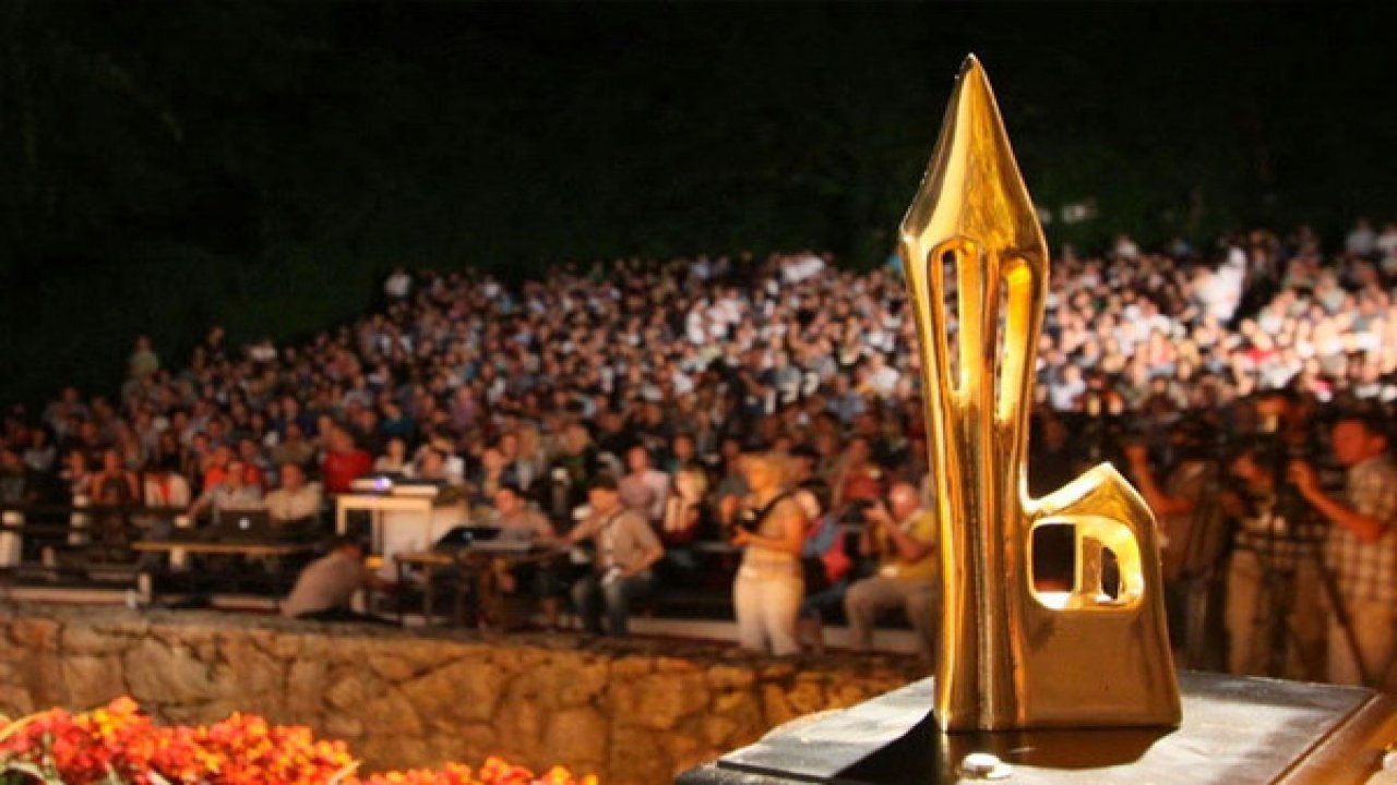 Награда "Златни торањ" за најбољи филм додељена остварењу "Парк"