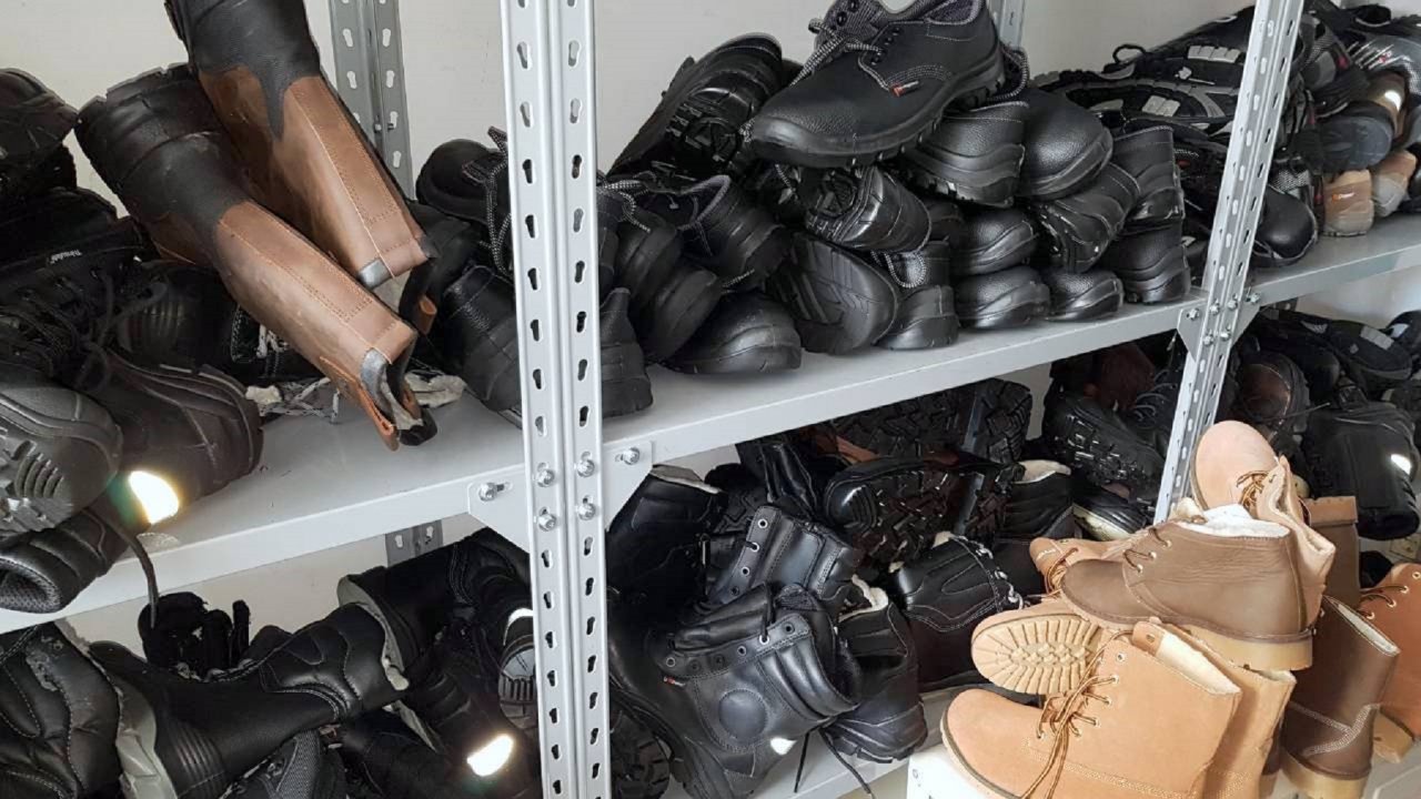 На Хоргошу заплењене ципеле вредне 6.000 евра