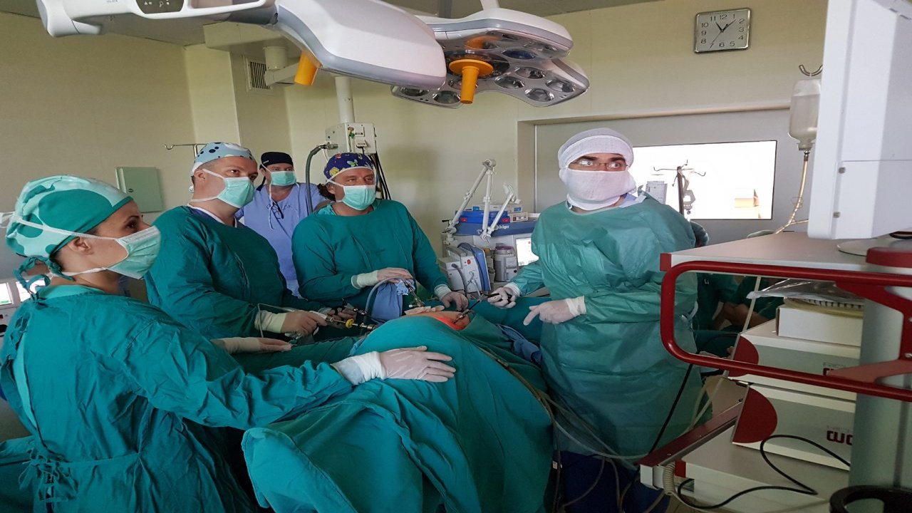 У суботичкој болници изведене операције дебелог црева без хируршког реза