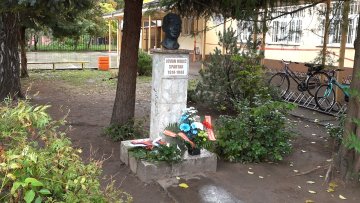 Сећање на Јована Микића Спартака