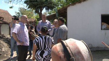 Помоћ за ромску породицу Хајризи