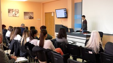„Остани овде – укључи се – заједно градимо будућност”