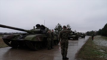 Пријем нових професионалних војника у тенковске и механизоване јединице