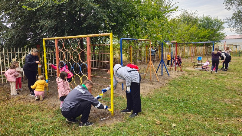Фарбање реквизита као креативна и корисна забава