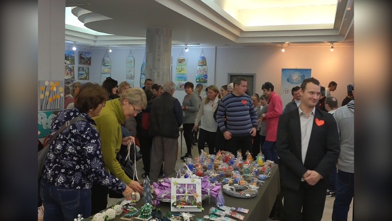 Отворена изложба „Мој свет” корисника Дневног боравка ”Колевка”