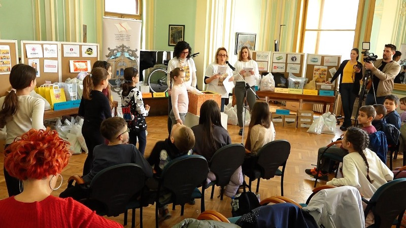 Рекордан број учесника у квизу „ Читам и скитам“