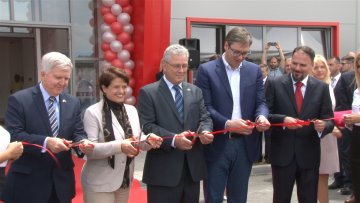 Вучић отворио нову производну халу Аметека