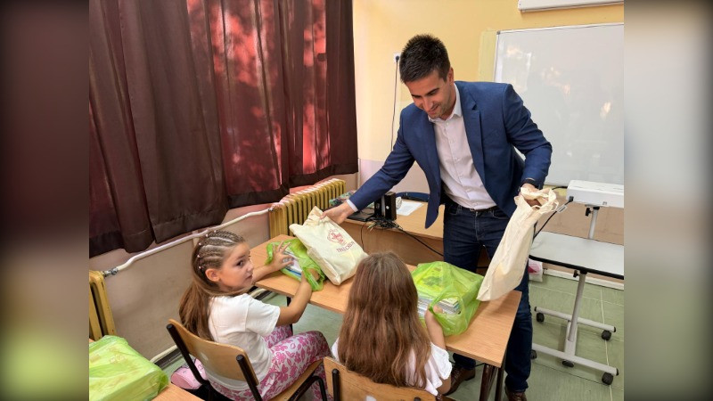 Град Сомбор пожелео добродошлицу новој генерацији првака