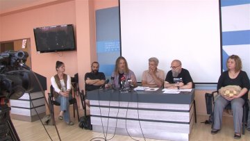 Глумци Дечјег позоришта траже смену директорке