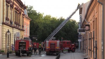 Пожар у хотелу „Глориа“ успешно угашен, нема страдалих