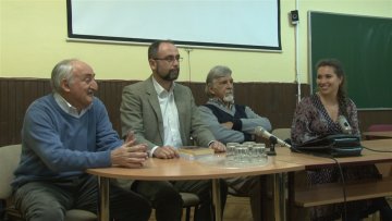 У Гимназији одржана трибина на тему „Уметност и истина“
