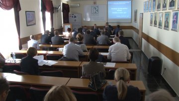 Привредници траже смањење доприноса и брже решавање стечаја