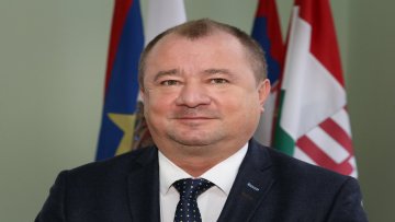 Божићно—новогодишња честитка председника Скупштине града Тивадара Бунфорда