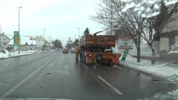 Снег и ледена киша нису правили проблем на саобраћајницама