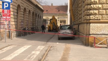 Затвара се Улица Лањи Ернеа
