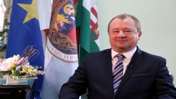 Васкршња честитка председника СГ Тивадара Бунфорда