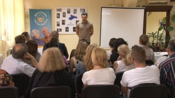 Предавање Драгана Шкрбића за запослене у Геронтолошком центру