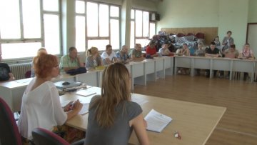 „Лакше до посла уз информатичке обуке“