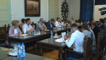 Извршитељи из Мађарске и Србије о е-аукцијама