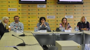 Чињеницама против пропаганде
