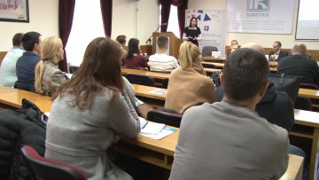 О примени Правилника о безбедности дечјих игралишта