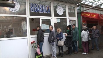 Припреме за Божићну трпезу