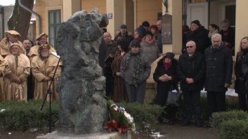 Подигнут споменик Сави Бабићу