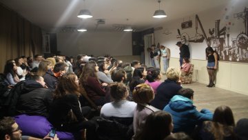 Премијера нове представе Киш театра – „тРИП“