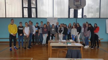 Прва генерација ученика  полагала тест по билингвалном програму