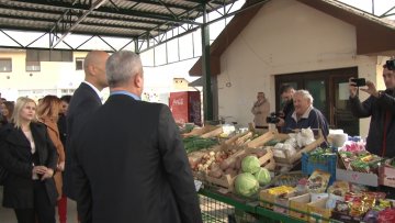 Ново рухо пијаце у Жељезничком насељу