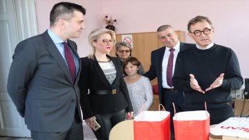 Удружење слепих и слабовидих добило нови лаптоп, дигиталне књиге и уређај за читање