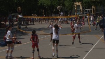 „Стреет воллеyбалл“ у суботу у центру града