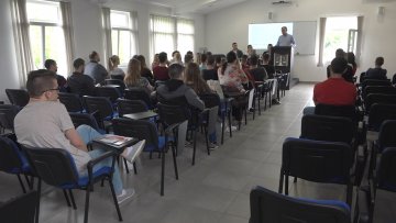 Будући правници учили о борби против наркотика