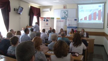 Привредници са инспекторима један на један