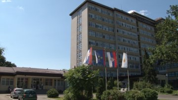 Постпорођајна депресија погађа 10 до 15 одсто мајки