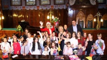Новогодишњи дечји клавирски концерт класе Мирне Мирков Стес