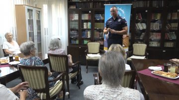 Полиција кроз едукацију подиже безбедност најстаријих