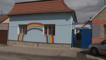 Недостају лични пратиоци за децу са аутизмом