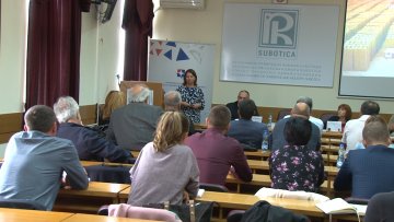 Суботички привредници учили како да унапреде пословње, увоз и извоз