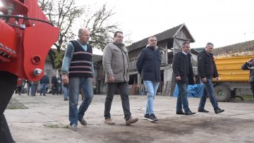 Министар Недимовић у Старој Моравици