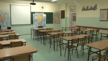 Све мањи број деце уписује наставу на мањинским језицима