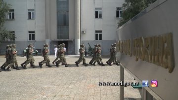 У суботичким школама промовисан војни позив