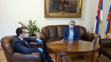 Ветеринарски завод донирао граду средства
