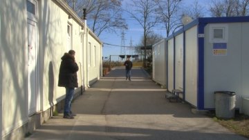 Стотињак миграната у Прихватном центру