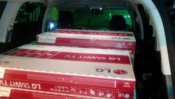 Спречен покушај кријумчарења 10 телевизора