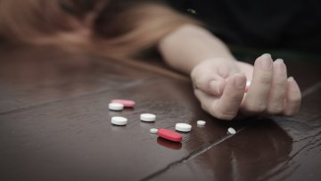 Све је више младих који покушавају да се убију