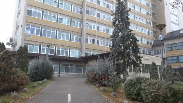У болници и даље тешко: дневно троше и до 150 боца са кисеоником