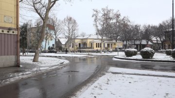 Зимска служба на терену, посуто преко 150 тона соли