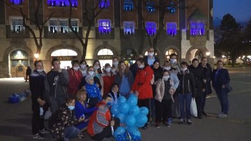 Суботица у плавој боји као знак подршке особама са аутизмом